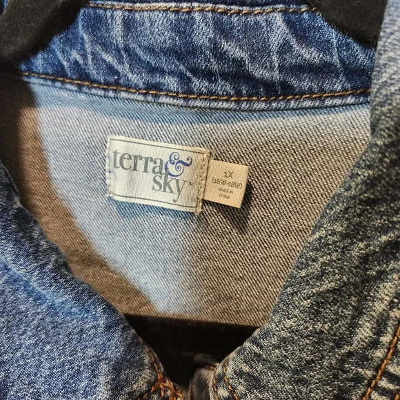 Terra & Sky Classic Blue Jean Jacket - Picture 3 of 4